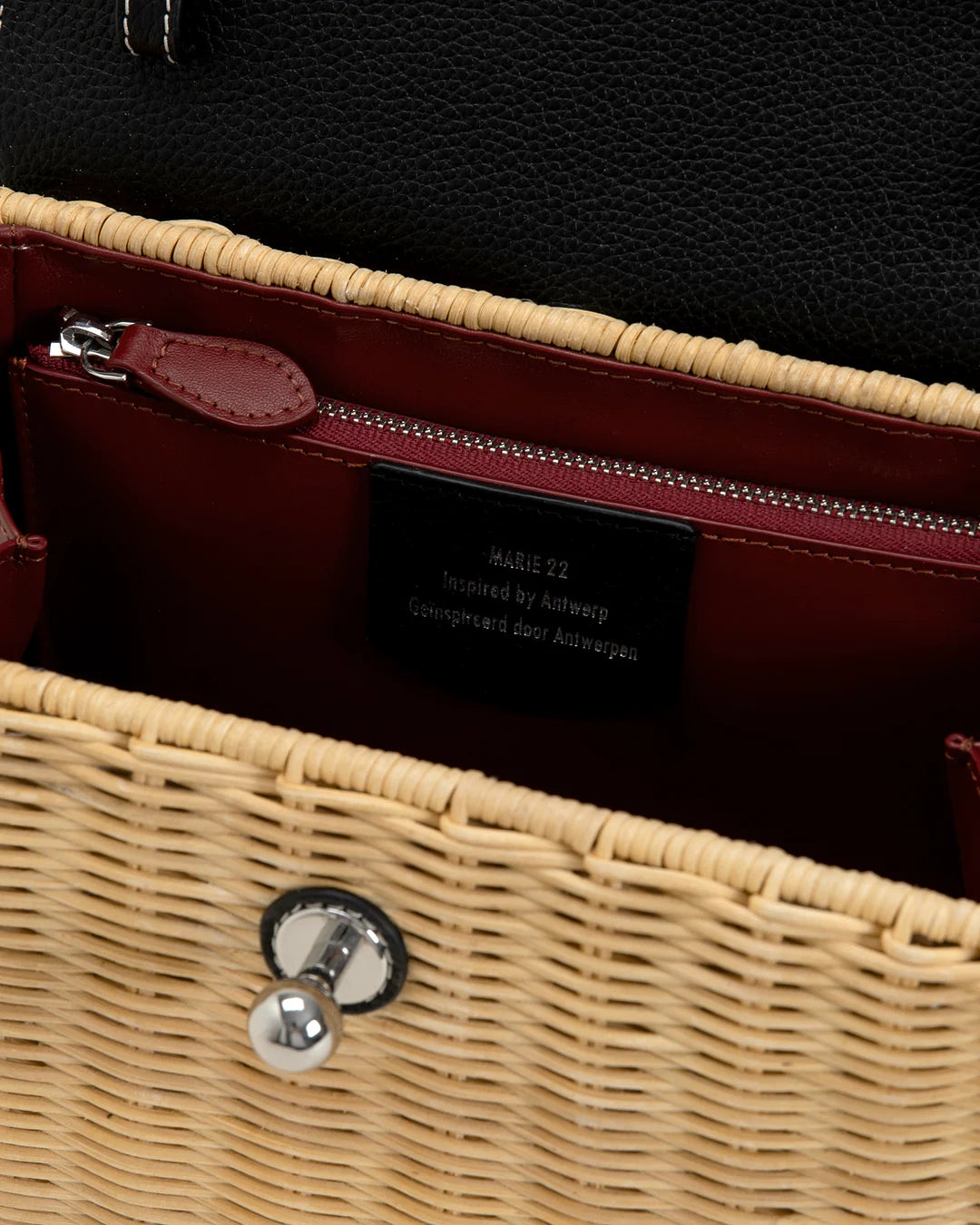 Marie 22 Haute Rattan – Zwart in Box Calf