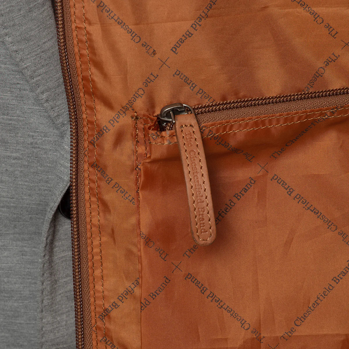 Leren Kledinghoes in Cognac