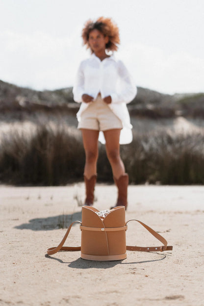 Laina- Sable (Zandkleur) - Bucket Tas