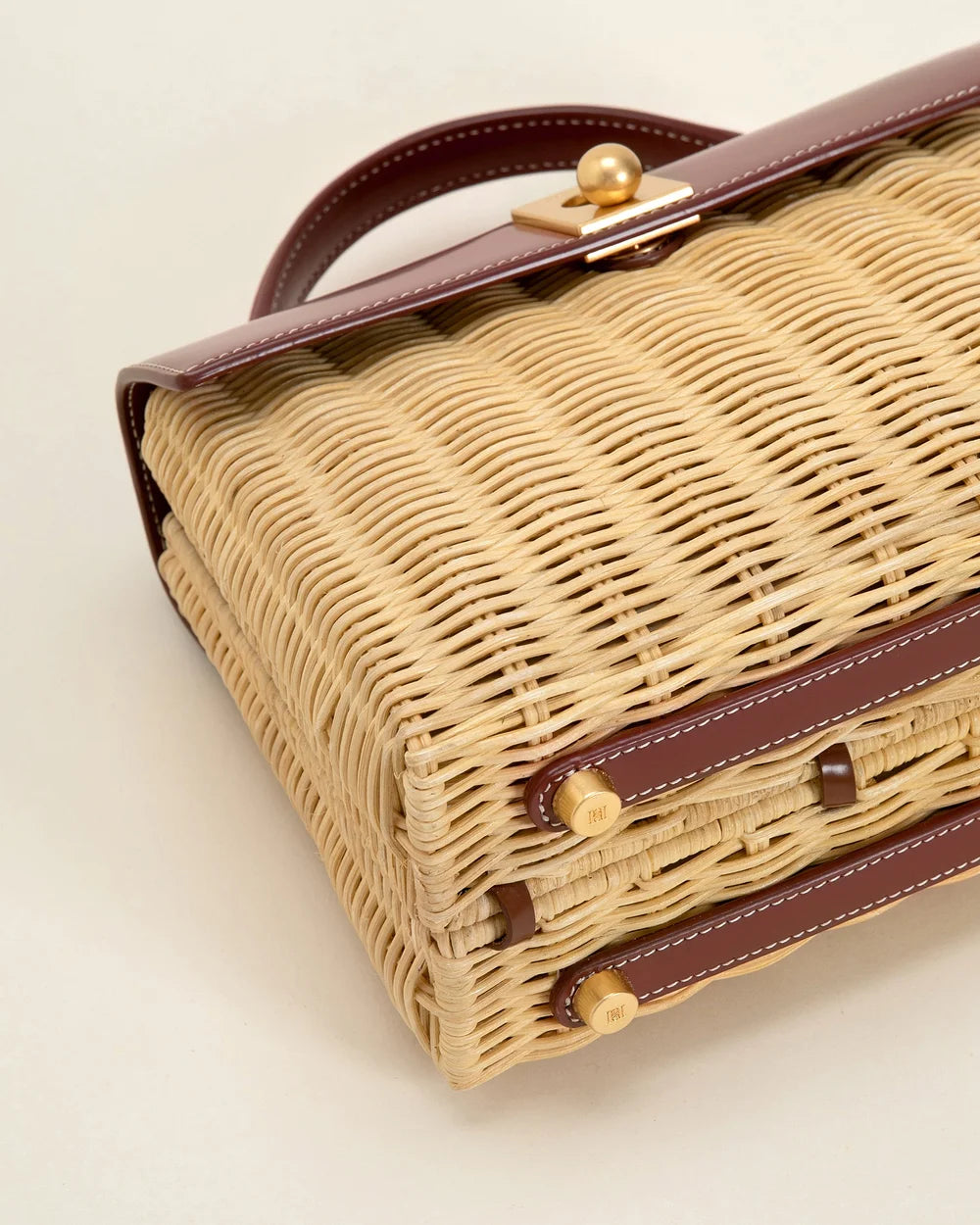 Marie 22 Haute Rattan – Bruin in Box Calf