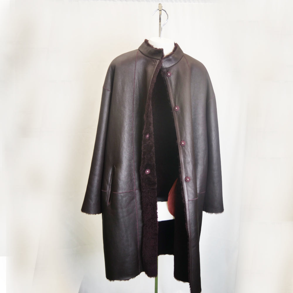 Shearling Mantel in Merino Wol in Aubergine kleur