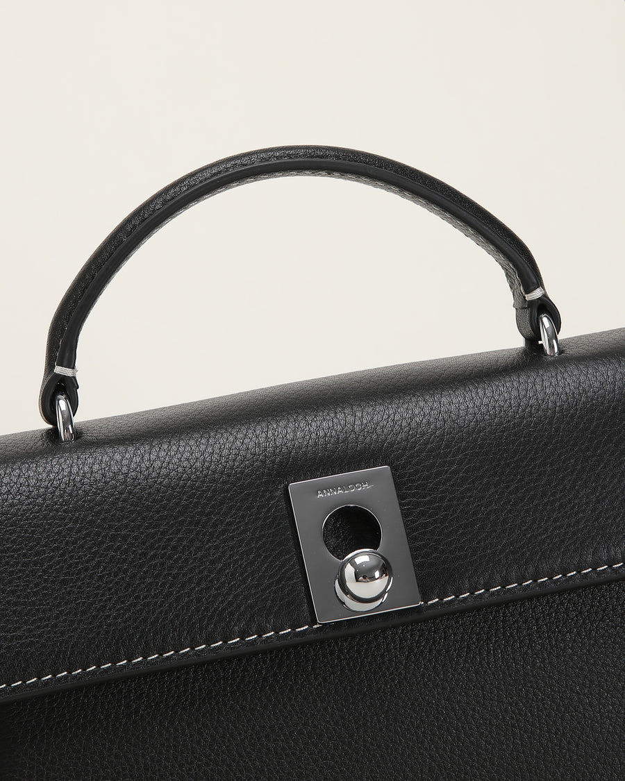 Marie 22 Small Handbag Black