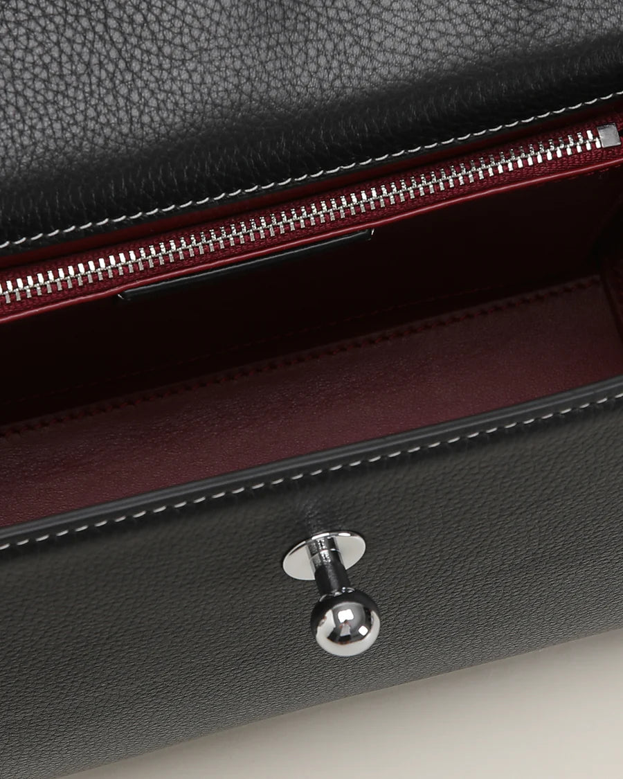 Marie 22 Small Handbag Black