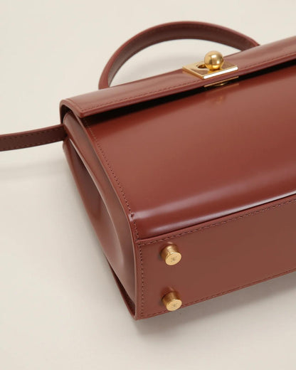 Marie 22 - Handbag Brown in Box Calf
