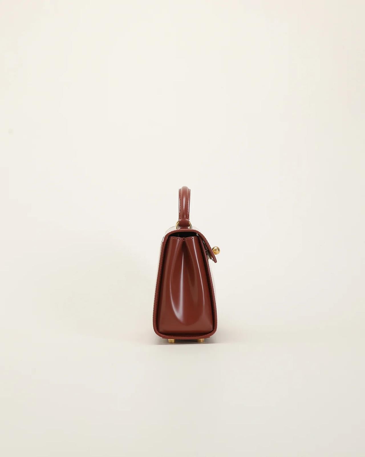 Marie 22 Small Handbag Brown